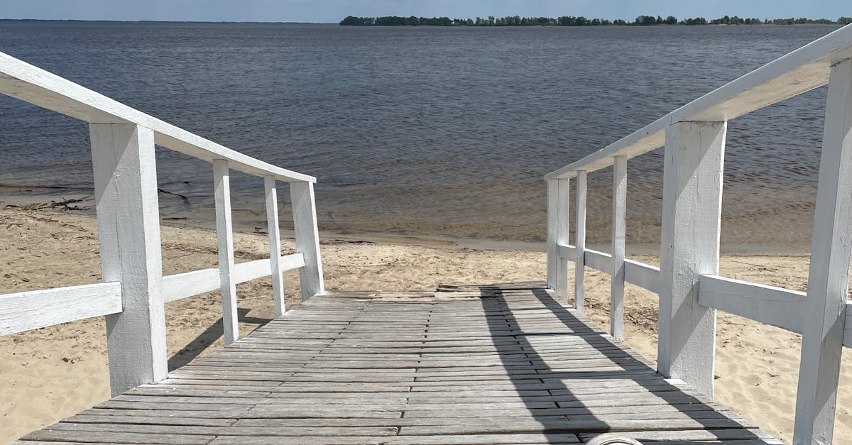 Understanding the Composition of Composite Decking Materials